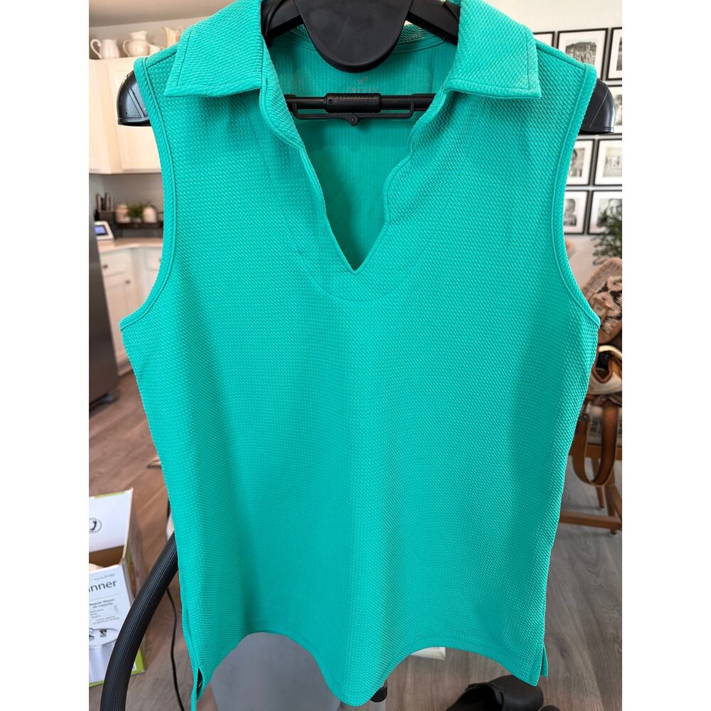Freely size medium green sleeveless golf top
